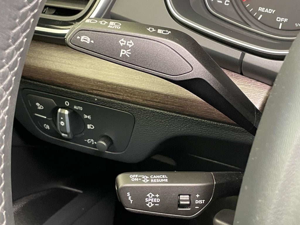 2023 Audi Q5 40 Premium quattro