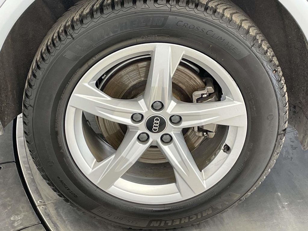 2023 Audi Q5 40 Premium quattro