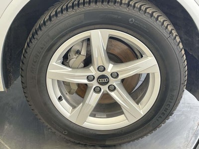 2023 Audi Q5 40 Premium quattro