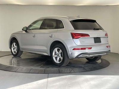 2023 Audi Q5 40 Premium quattro