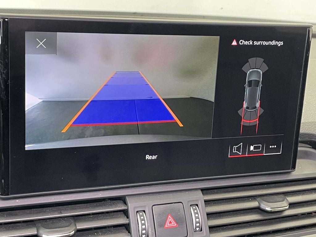 2023 Audi Q5 40 Premium quattro