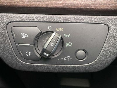 2023 Audi Q5 40 Premium quattro