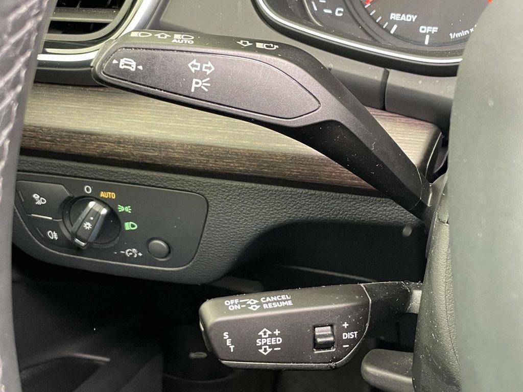 2023 Audi Q5 40 Premium quattro