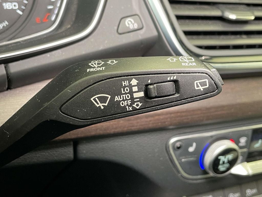 2023 Audi Q5 40 Premium quattro