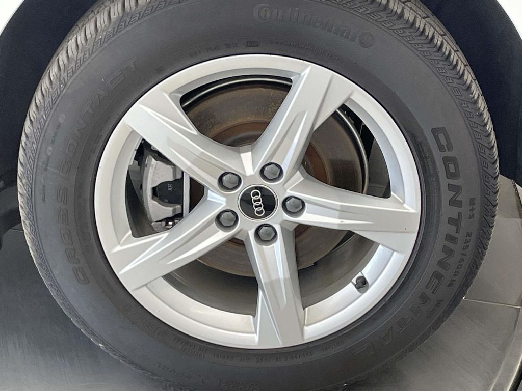 2023 Audi Q5 40 Premium quattro