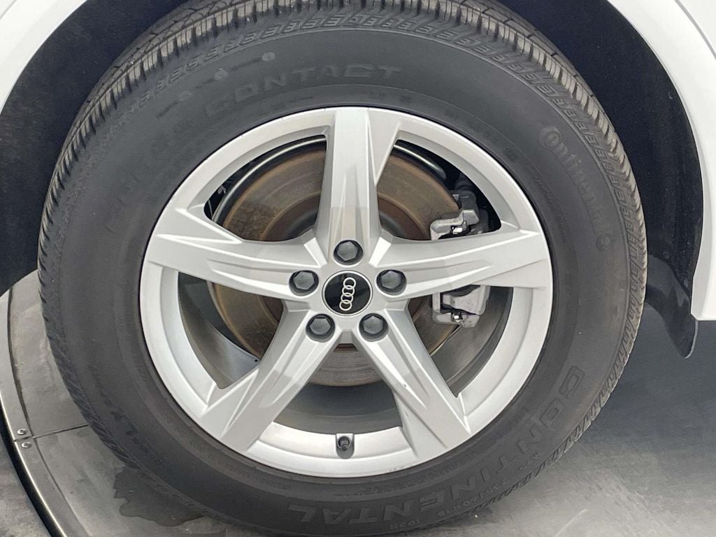 2023 Audi Q5 40 Premium quattro