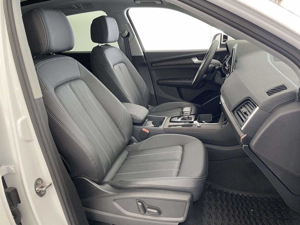 2023 Audi Q5 40 Premium quattro