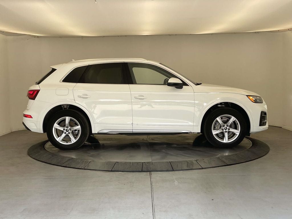 2023 Audi Q5 40 Premium quattro