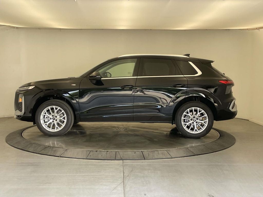 2026 Audi Q3 S line quattro