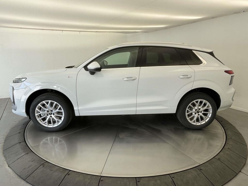 2026 Audi Q3 S line quattro