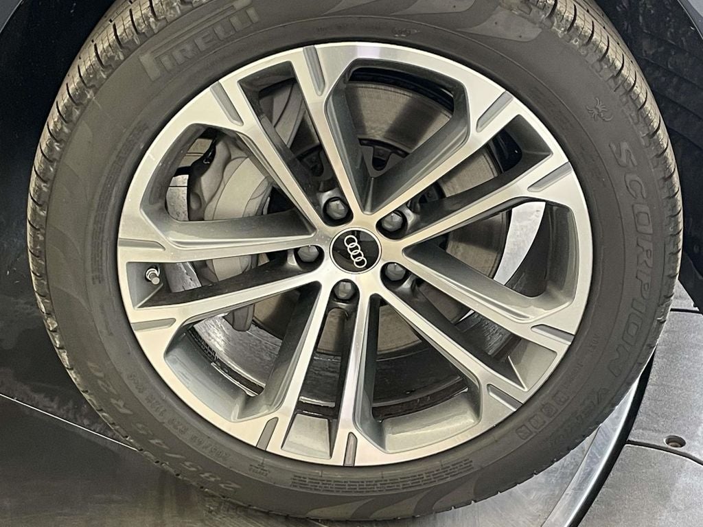 2026 Audi Q7 45 Premium quattro