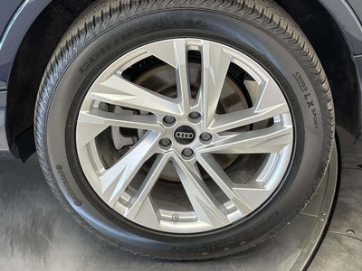 2023 Audi Q7 45 Premium quattro