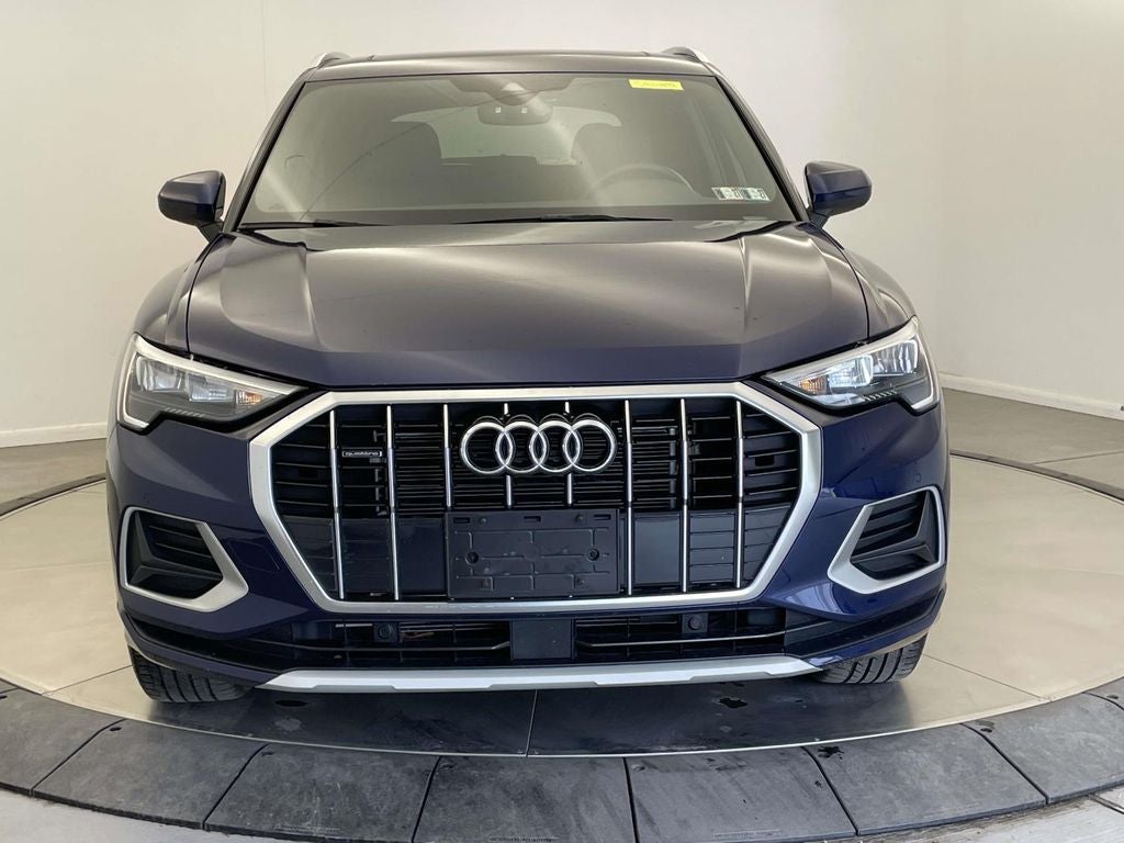 2022 Audi Q3 Premium quattro