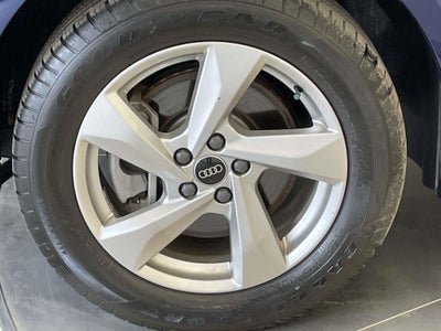 2022 Audi Q3 Premium quattro