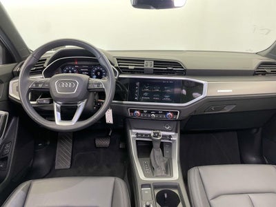 2022 Audi Q3 Premium quattro