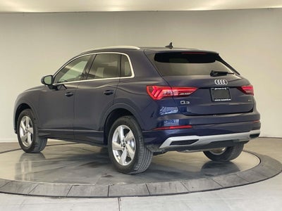 2022 Audi Q3 Premium quattro