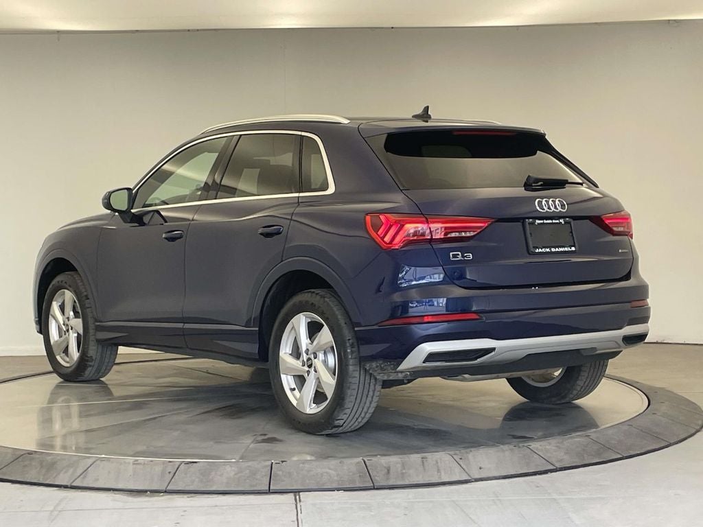 2022 Audi Q3 Premium quattro
