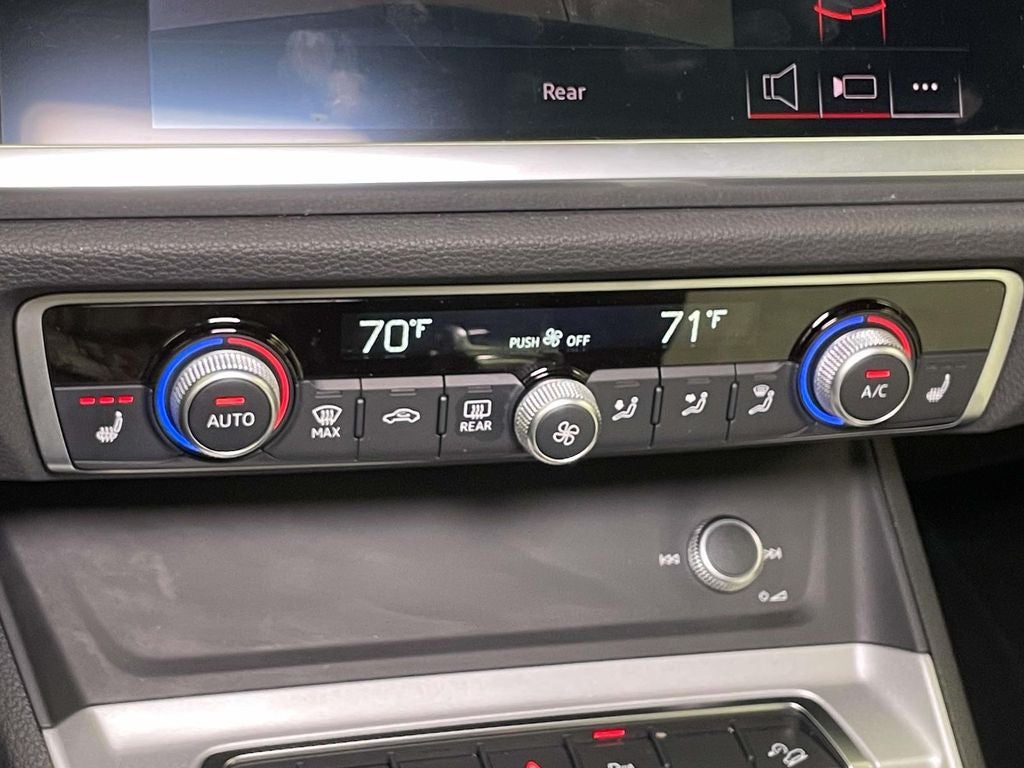2022 Audi Q3 Premium quattro