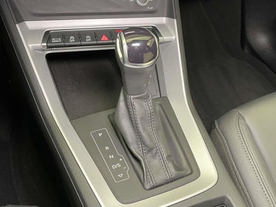 2022 Audi Q3 Premium quattro