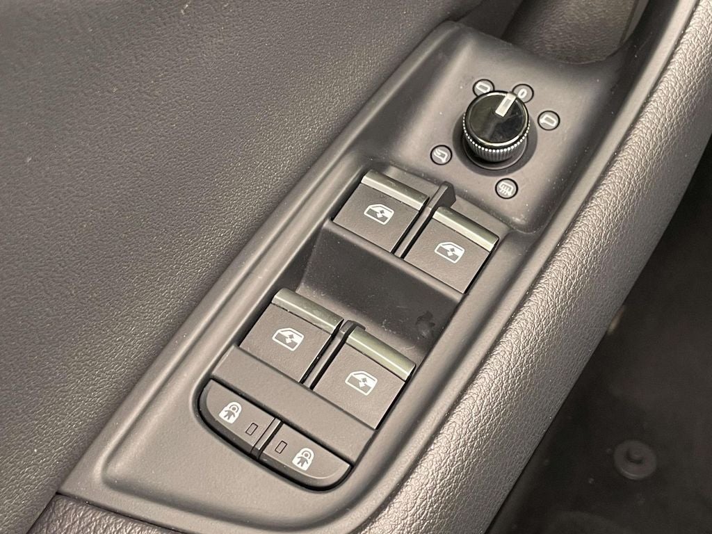 2025 Audi Q8 55 Premium quattro