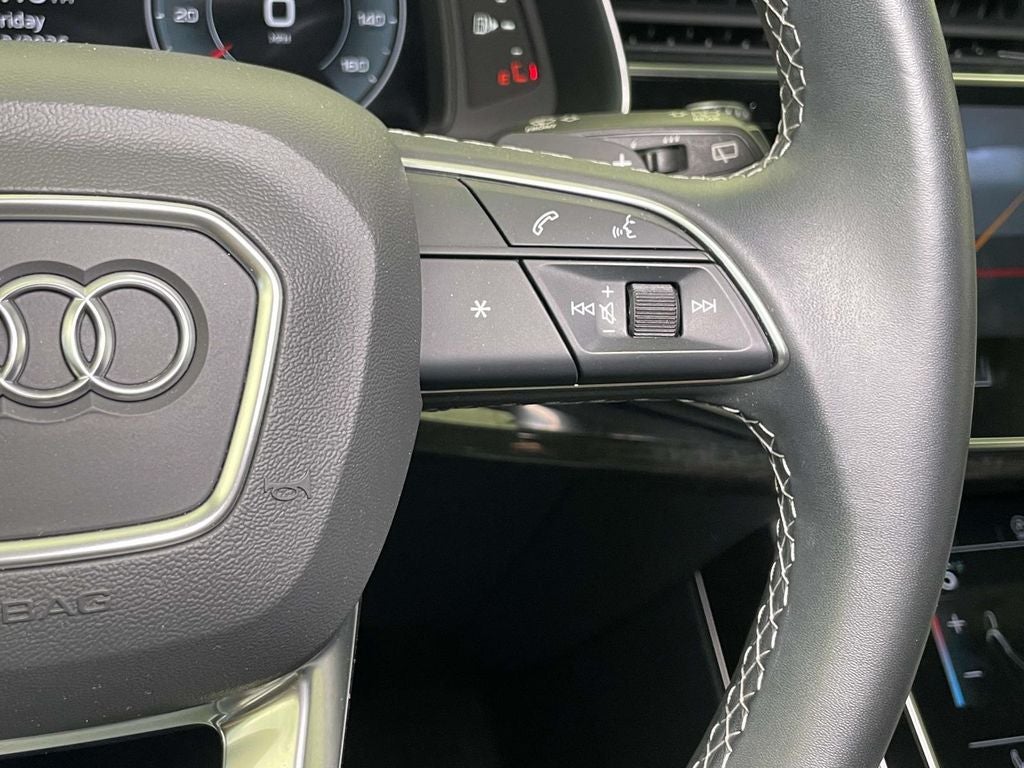 2025 Audi Q8 55 Premium quattro