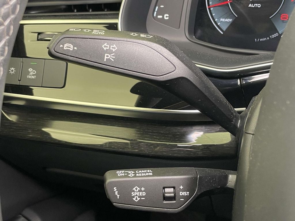 2025 Audi Q8 55 Premium quattro