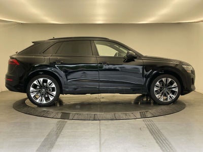 2025 Audi Q8 55 Premium quattro