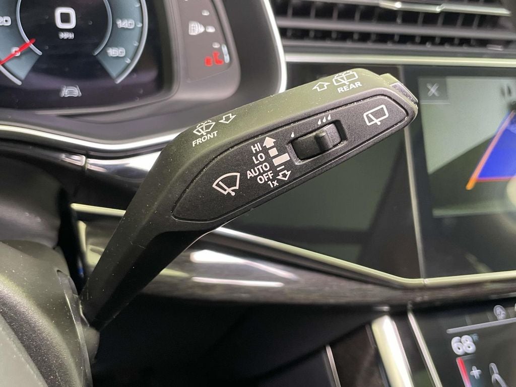 2023 Audi Q7 55 Premium quattro