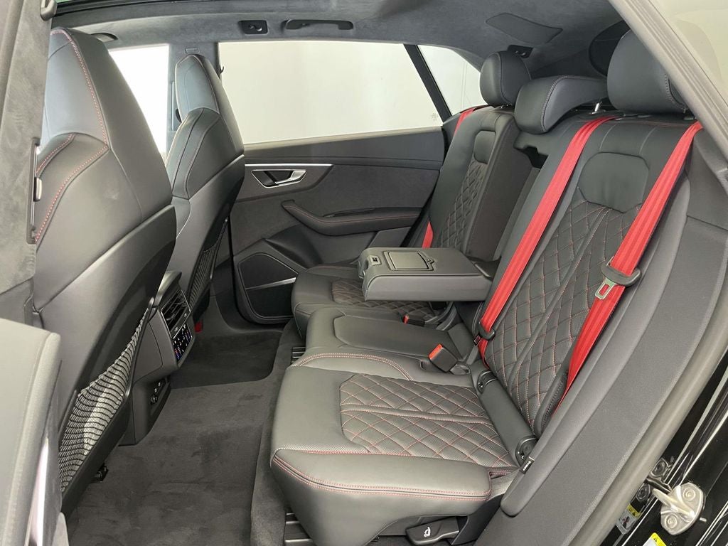 2026 Audi SQ8 4.0T Prestige quattro