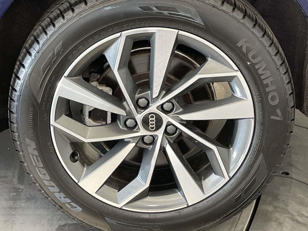2023 Audi Q5 45 S line Premium quattro
