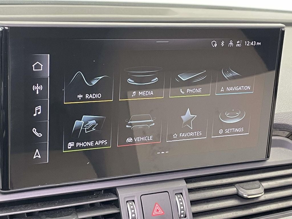 2023 Audi Q5 45 S line Premium quattro
