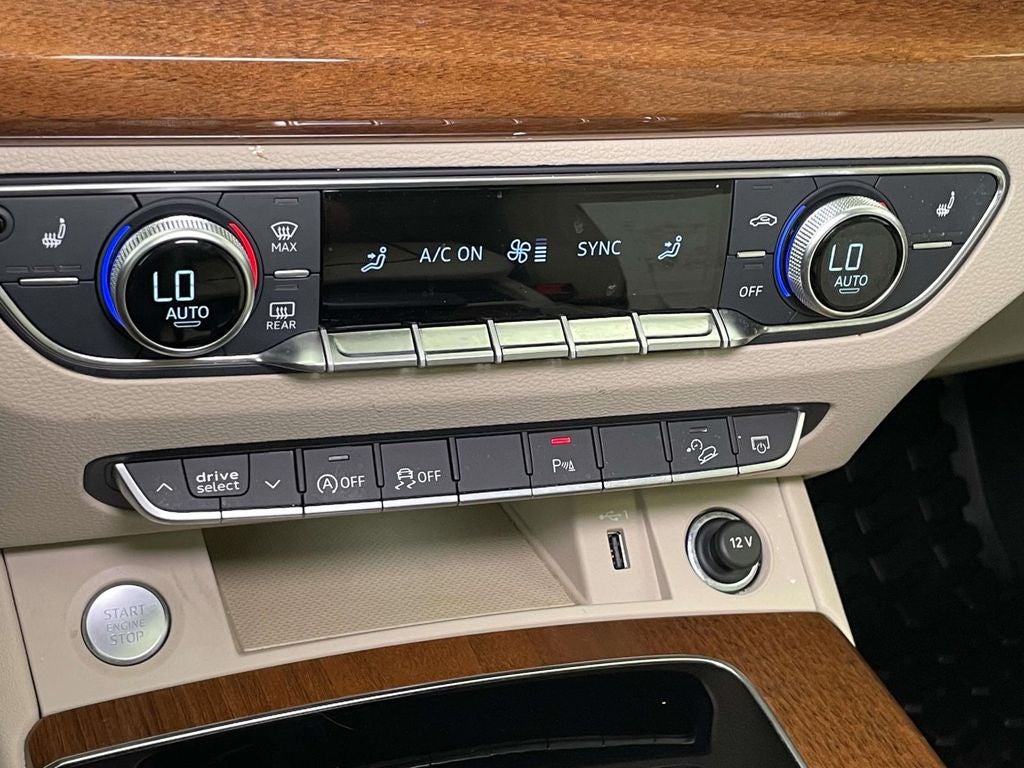 2023 Audi Q5 45 S line Premium quattro