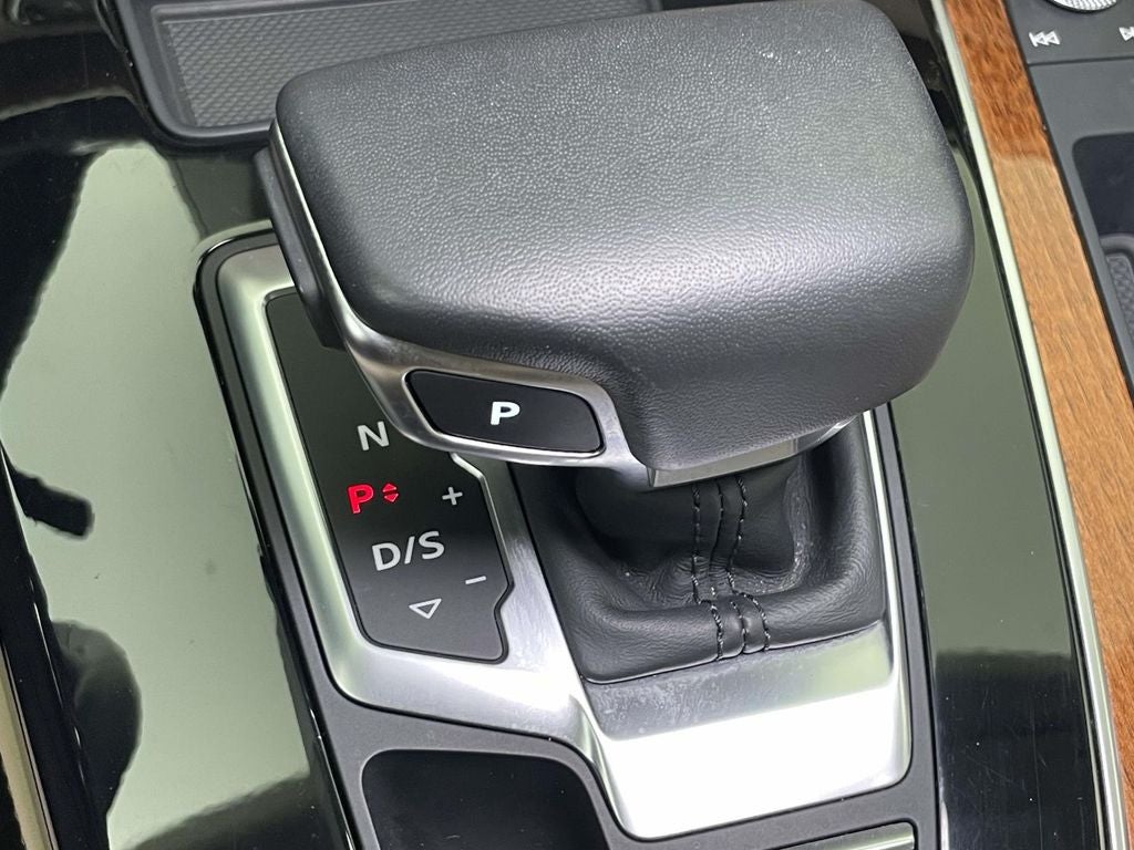 2023 Audi Q5 45 S line Premium quattro