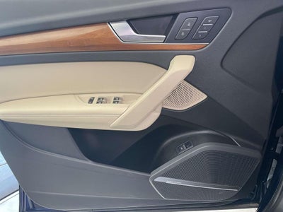 2023 Audi Q5 45 S line Premium quattro