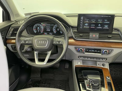 2022 Audi Q5 45 S line Premium quattro
