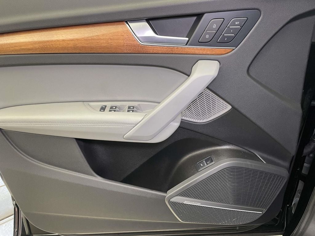 2022 Audi Q5 45 S line Premium quattro