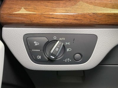 2022 Audi Q5 45 S line Premium quattro