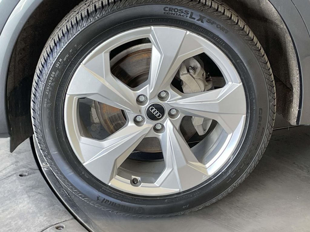 2023 Audi Q5 45 S line Premium quattro