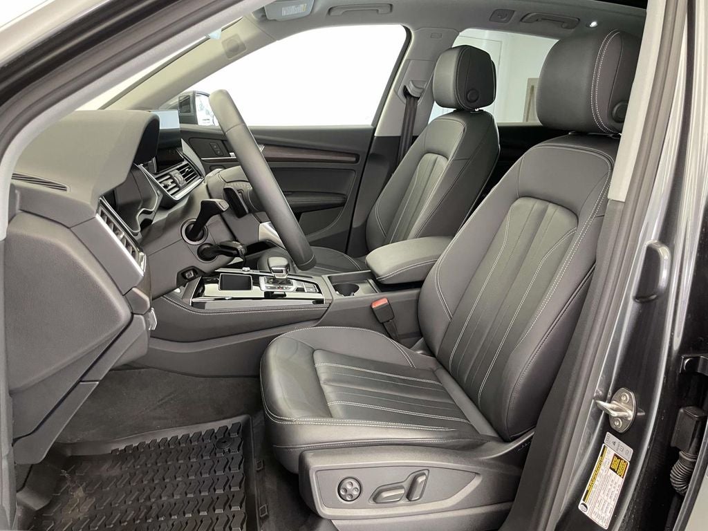 2023 Audi Q5 45 S line Premium quattro