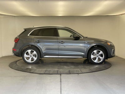 2023 Audi Q5 45 S line Premium quattro