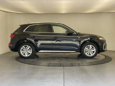 2023 Audi Q5 45 S line Premium quattro