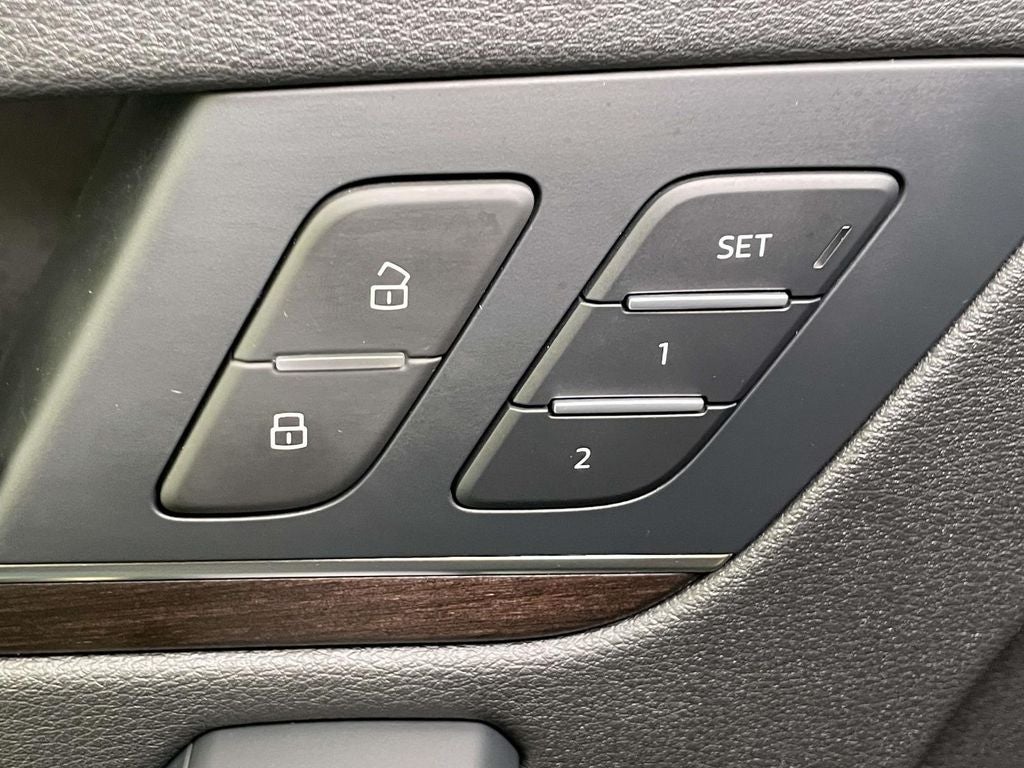 2023 Audi Q5 45 S line Premium quattro