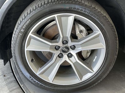 2025 Audi Q5 45 S line Premium quattro