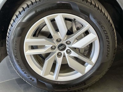 2023 Audi Q5 45 S line Premium quattro