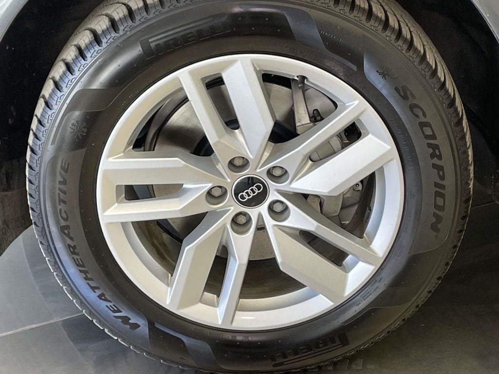 2023 Audi Q5 45 S line Premium quattro