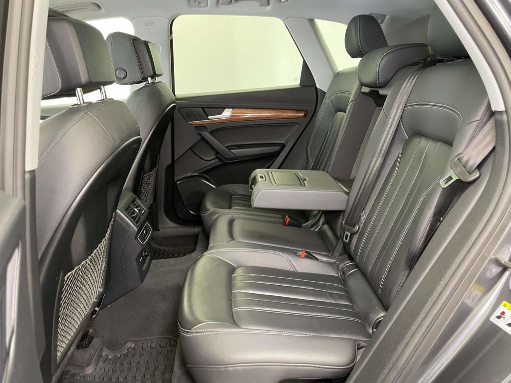 2023 Audi Q5 45 S line Premium quattro
