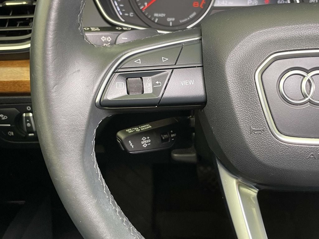 2023 Audi Q5 45 S line Premium quattro