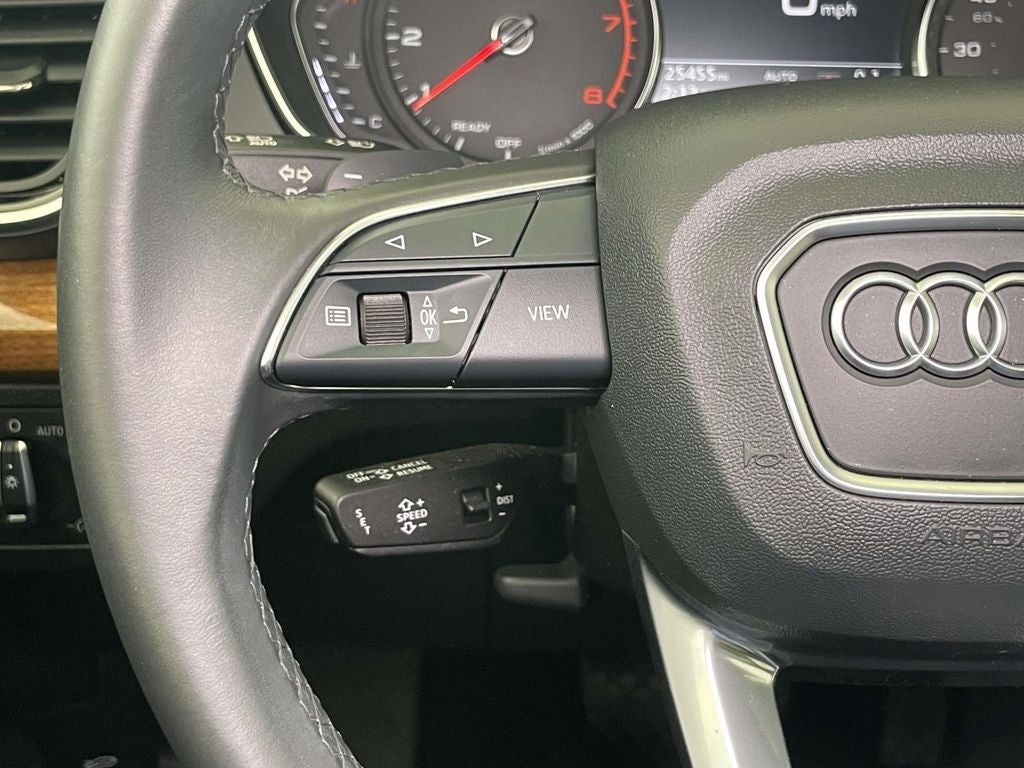 2023 Audi Q5 45 S line Premium quattro