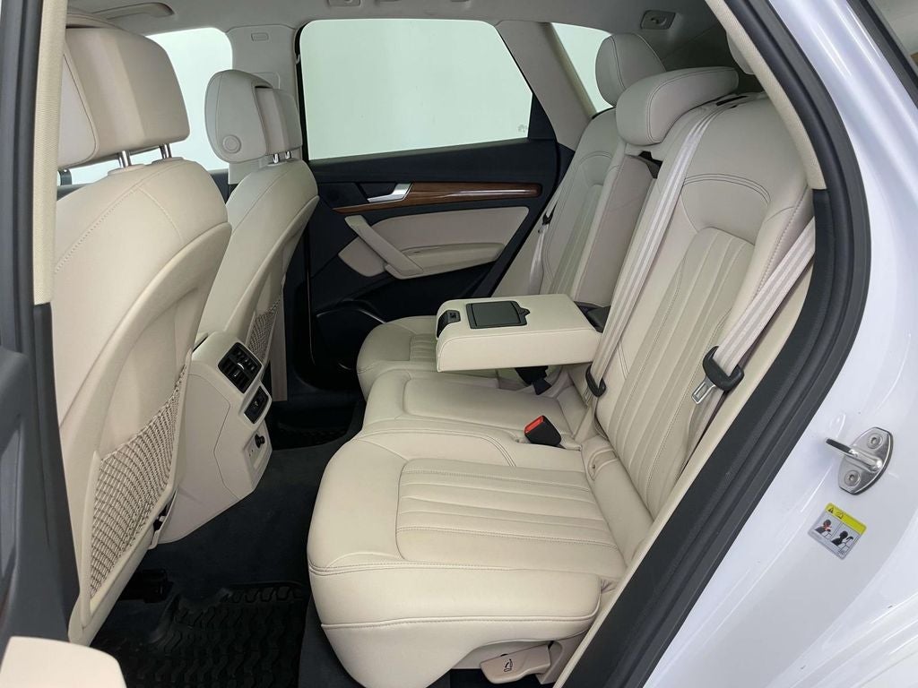 2023 Audi Q5 45 S line Premium quattro