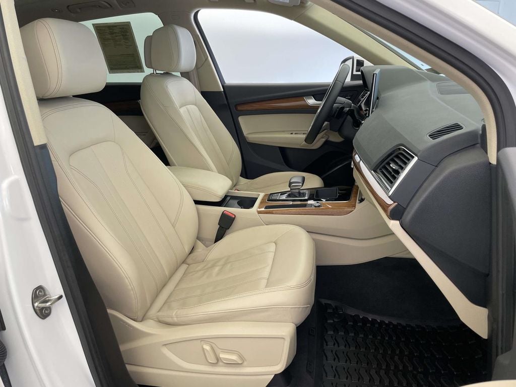 2023 Audi Q5 45 S line Premium quattro